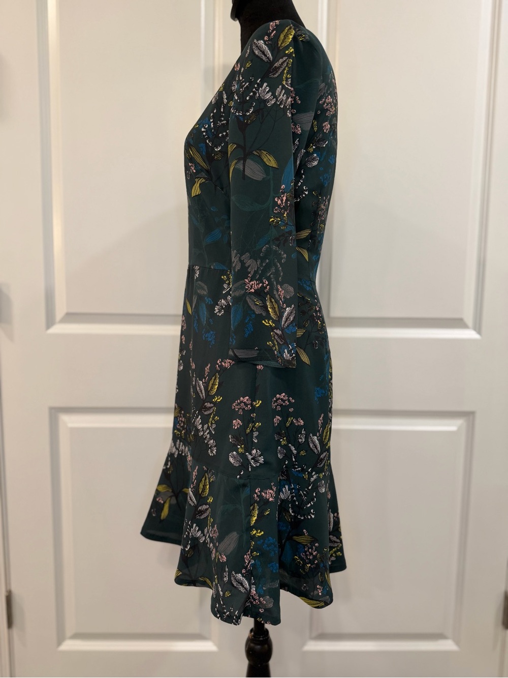 Banana Republic Teal Floral Ruffle-Hem Mini Dress Size 2 - Picture 7 of 13
